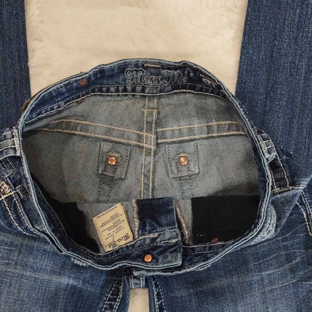 MISS ME STRAIGHT Blue Jeans with Embellished Pockets - Picture 16 of 17